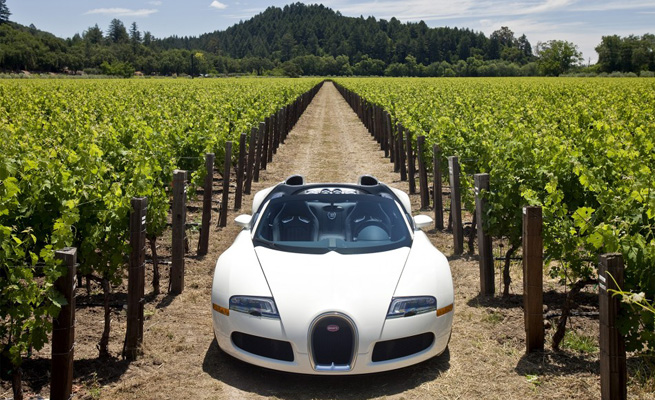 Bugatti Veyron 16.4 grand Sport Foi apresentado no Nape Valley na califórnia