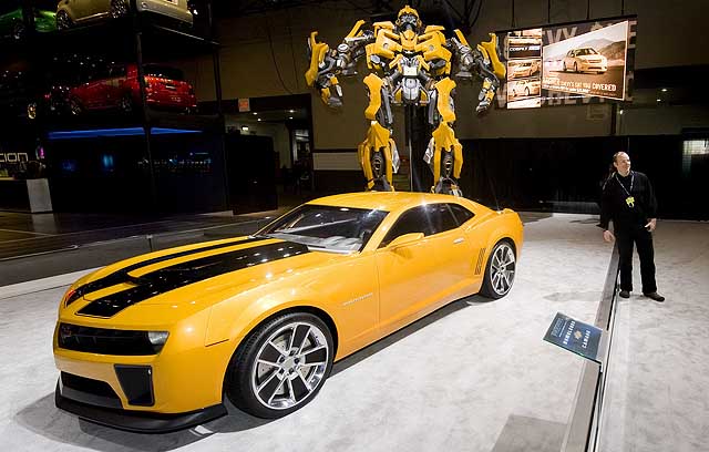 Camaro-Transformers-01
